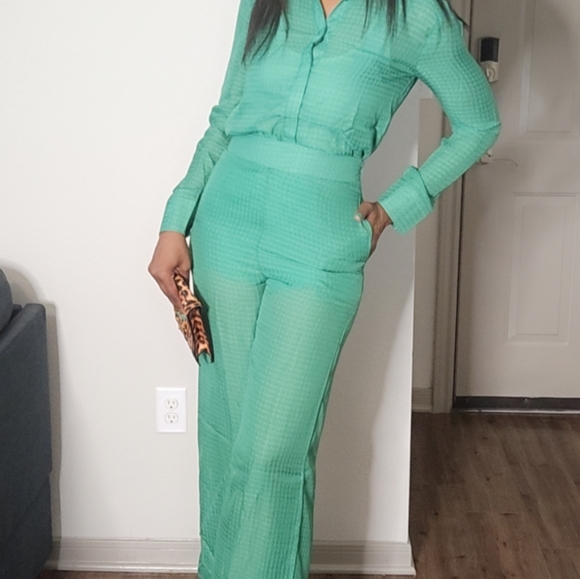 2 Piece Spring Pants Set - Picture 4 of 5